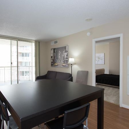 Pentagon City Luxury Apartment アーリントン エクステリア 写真
