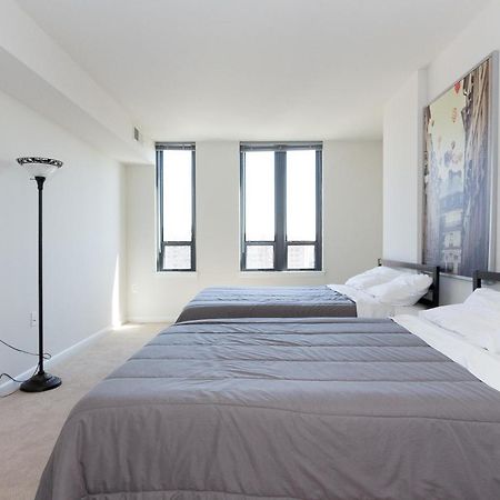 Pentagon City Luxury Apartment アーリントン エクステリア 写真