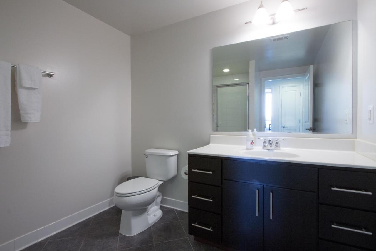 Pentagon City Luxury Apartment アーリントン エクステリア 写真