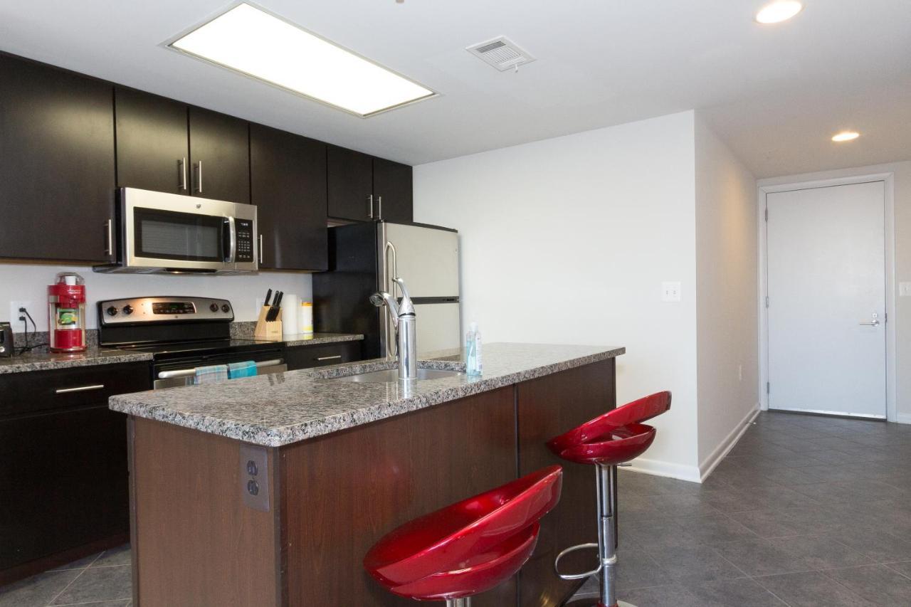 Pentagon City Luxury Apartment アーリントン エクステリア 写真