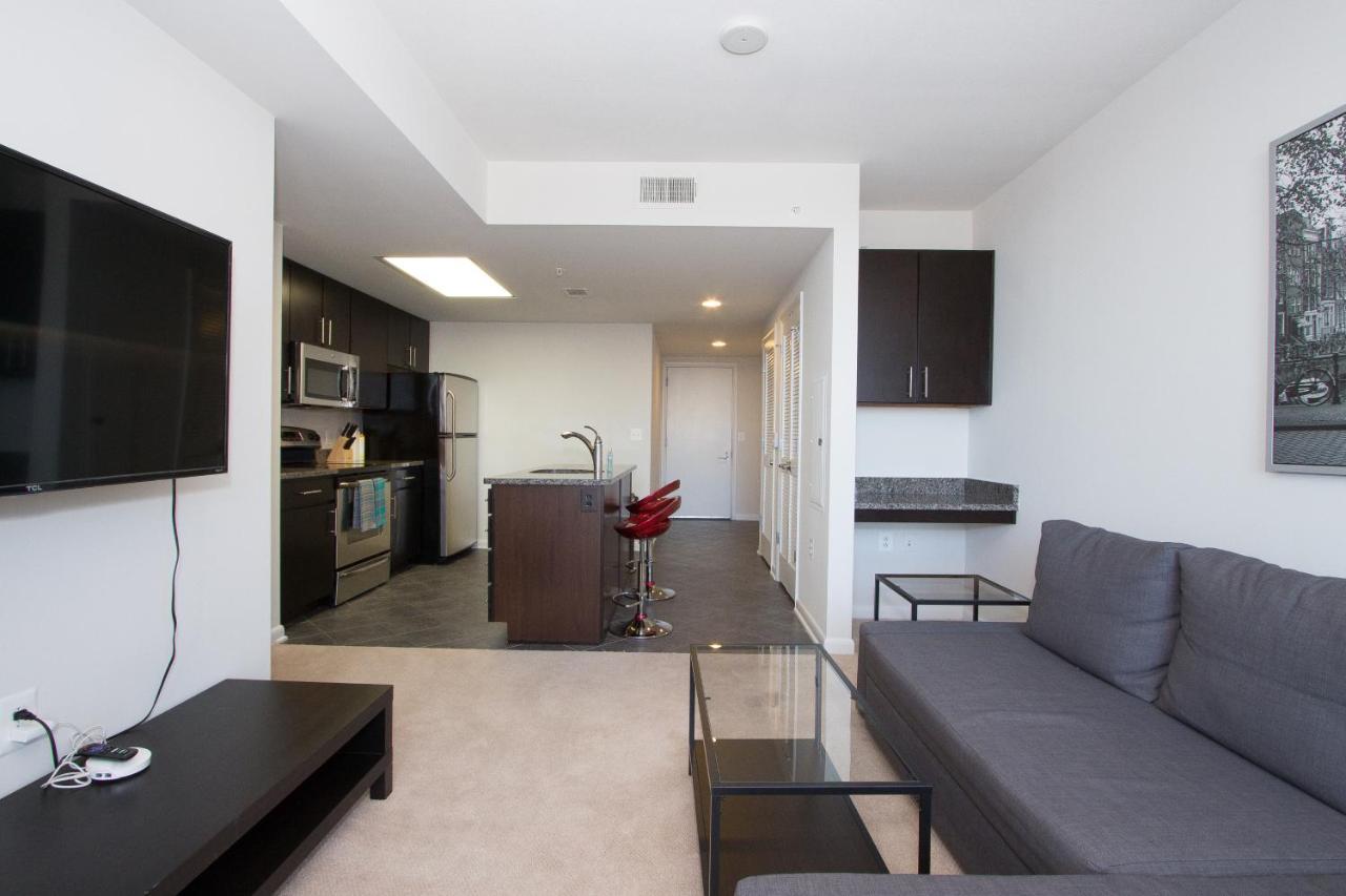 Pentagon City Luxury Apartment アーリントン エクステリア 写真