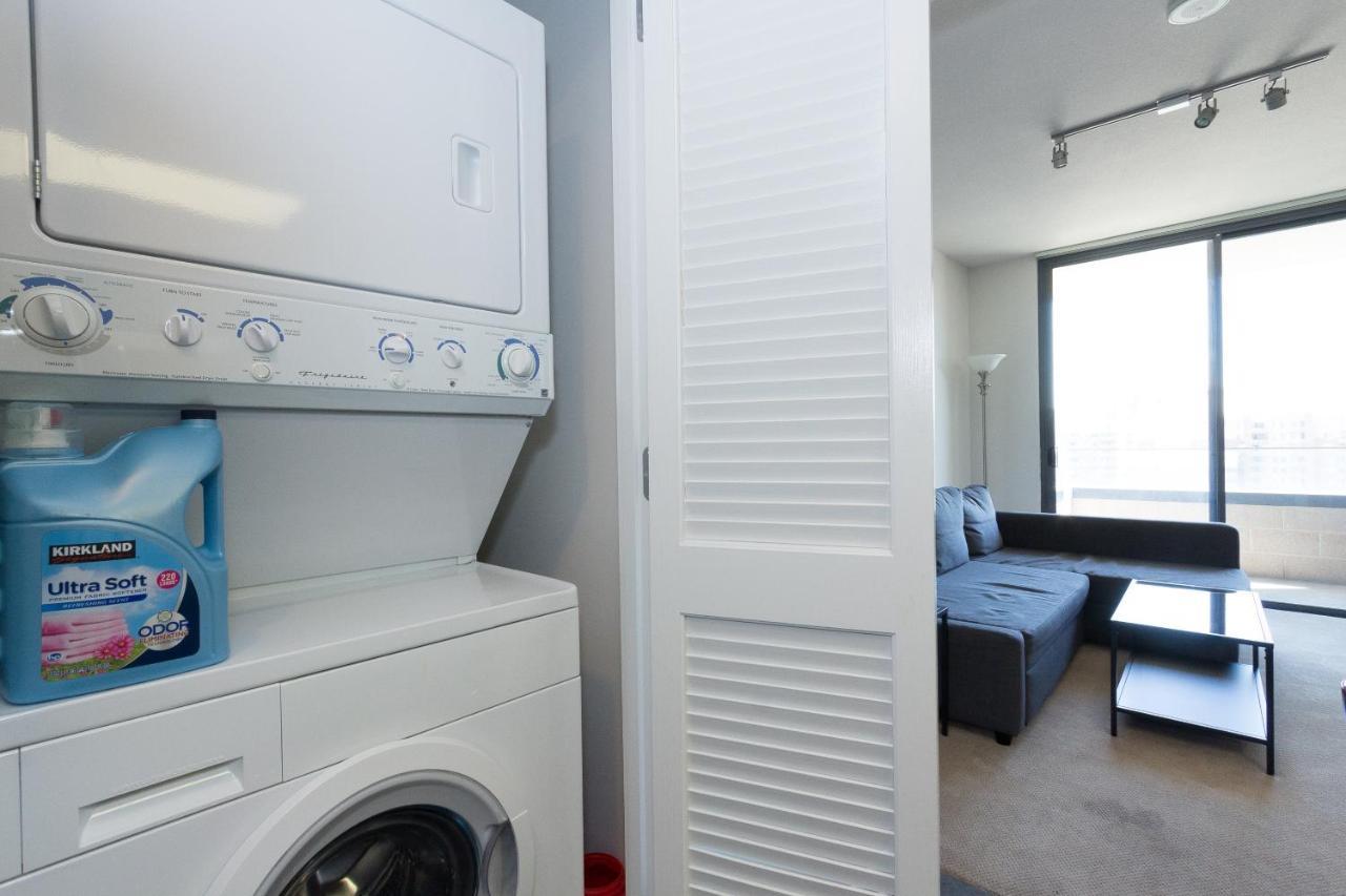 Pentagon City Luxury Apartment アーリントン エクステリア 写真