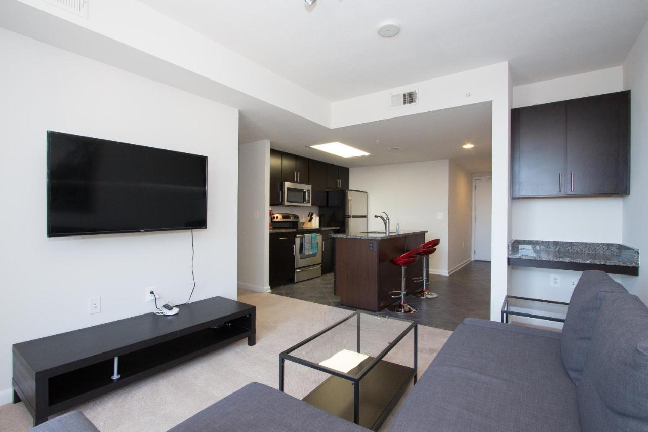 Pentagon City Luxury Apartment アーリントン エクステリア 写真